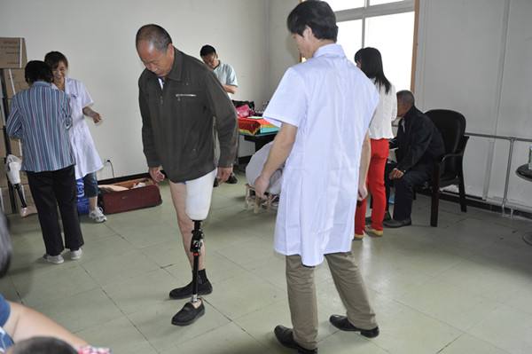 假肢厂家5346.jpg